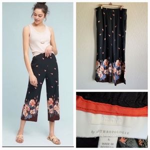 Anthro ett:twa Floral Cropped Pants Large
